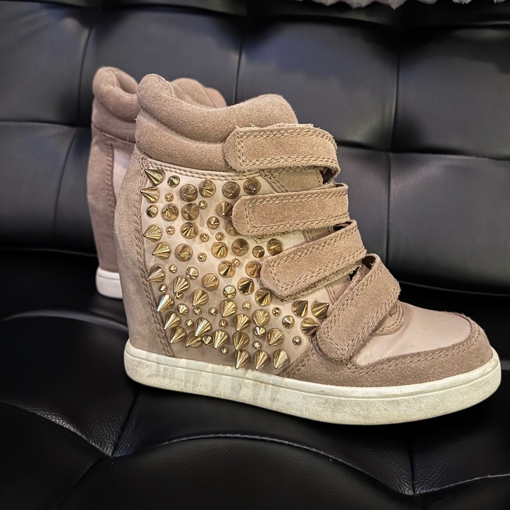 Aldo Tan Studded High-Top Sneakers